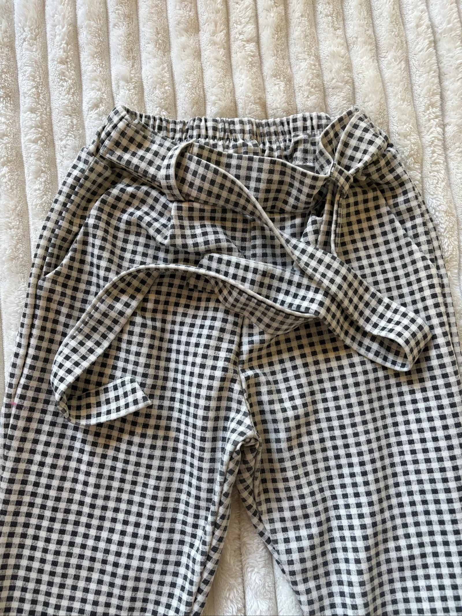 Belted pants with gingham pattern – photo 5